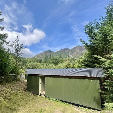 Bluebell Lodge, Shepherd Hut With Hot Tub In District Dom wakacyjny *